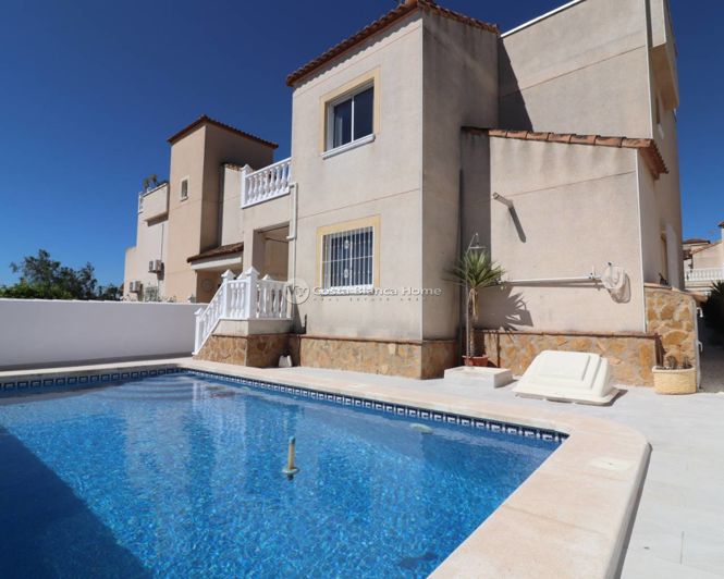 Image No.32-3 Bed Villa for sale