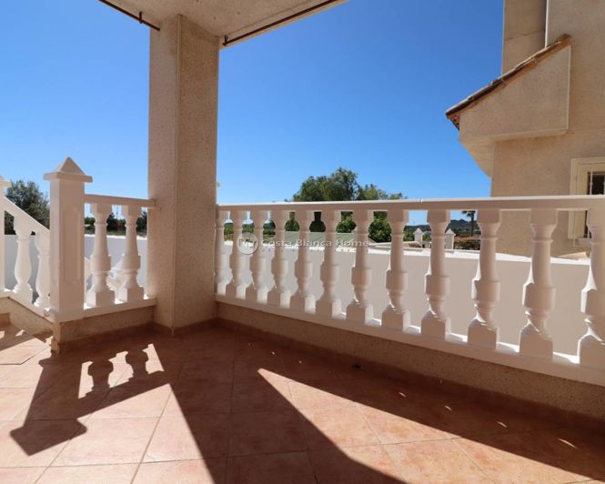 Image No.34-3 Bed Villa for sale