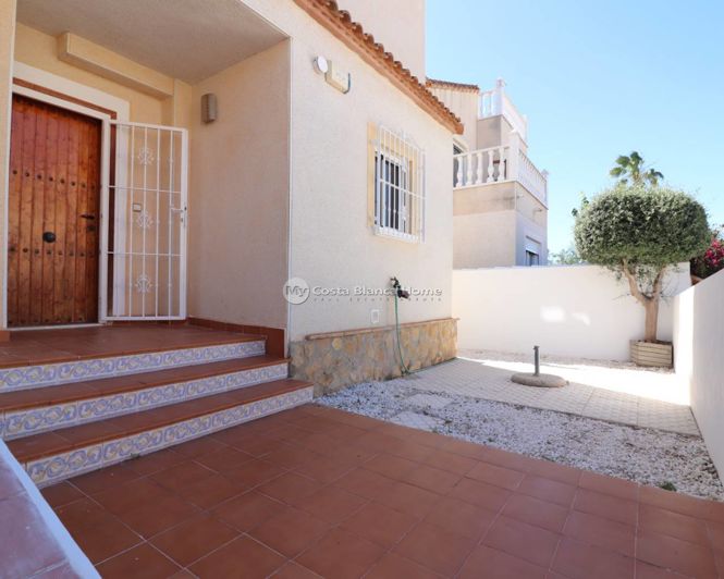 Image No.37-3 Bed Villa for sale