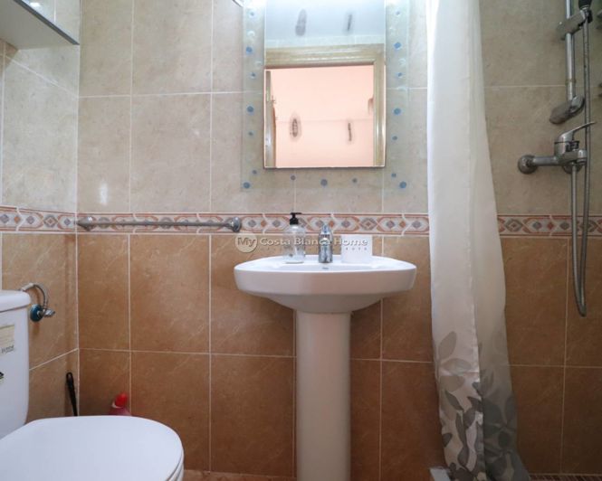 Image No.12-3 Bed Country House for sale