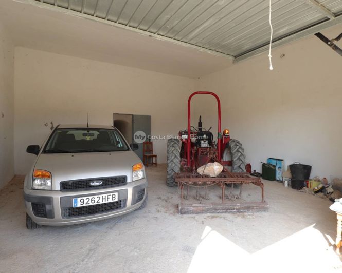 Image No.22-3 Bed Country House for sale