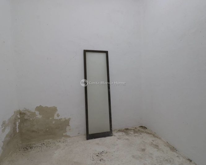 Image No.25-3 Bed Country House for sale