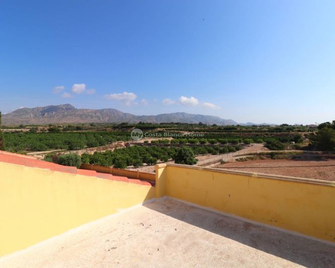 Image No.28-3 Bed Country House for sale