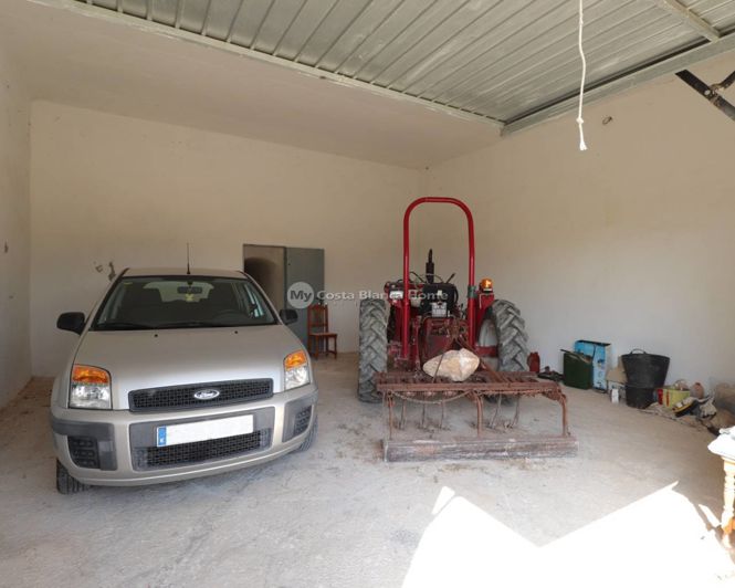 Image No.33-3 Bed Country House for sale
