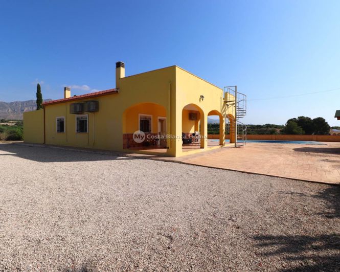 Image No.33-3 Bed Country House for sale