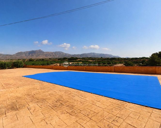 Image No.35-3 Bed Country House for sale