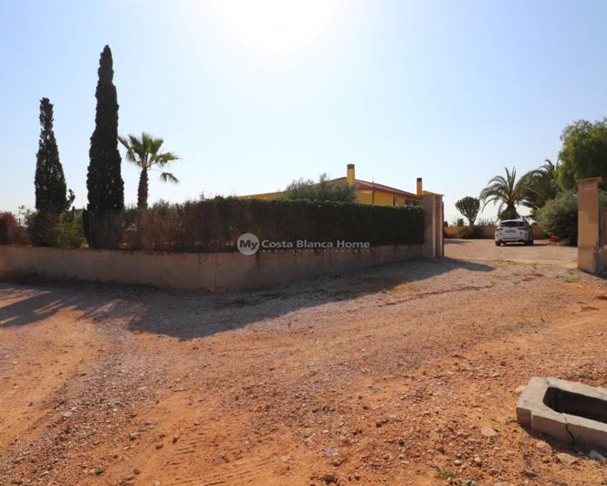 Image No.36-3 Bed Country House for sale