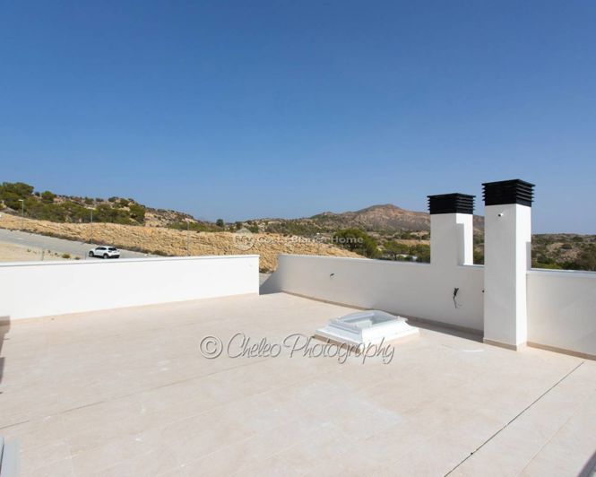 Image No.19-3 Bed Villa for sale