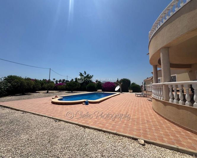 Image No.32-3 Bed Country House for sale