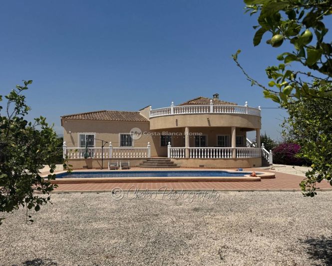 Image No.36-3 Bed Country House for sale