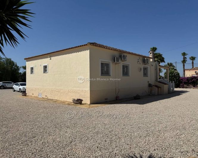 Image No.21-Maison de campagne de 3 chambres à vendre à Catral