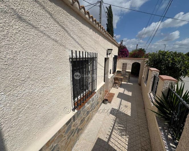 Image No.18-2 Bed Country House for sale