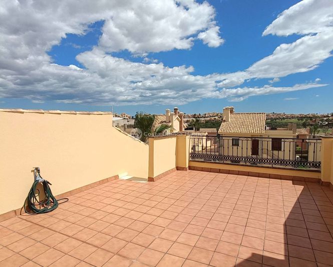Image No.24-2 Bed Apartment for sale