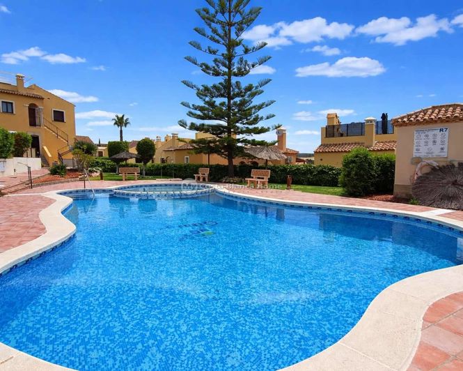 Image No.30-2 Bed Apartment for sale
