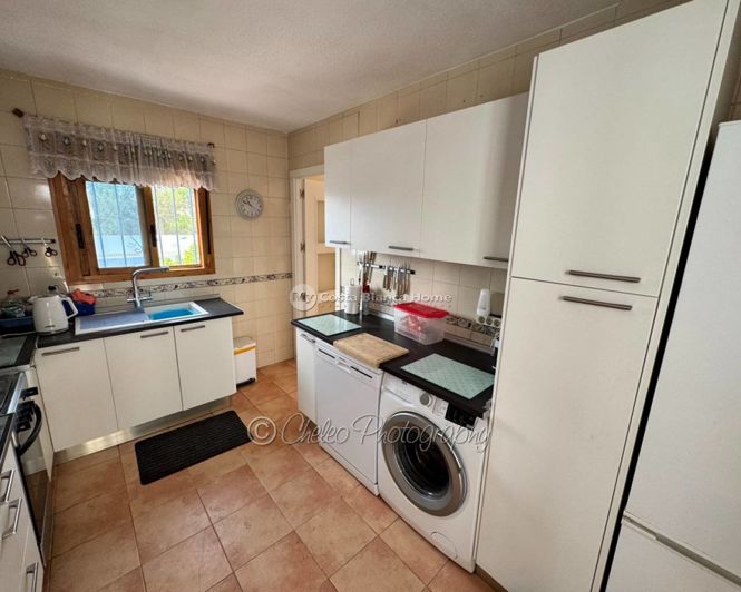 Image No.13-3 Bed Country House for sale