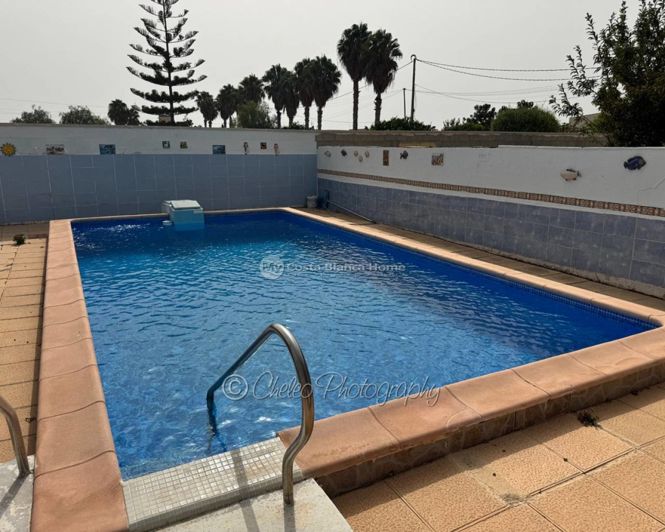 Image No.23-3 Bed Country House for sale