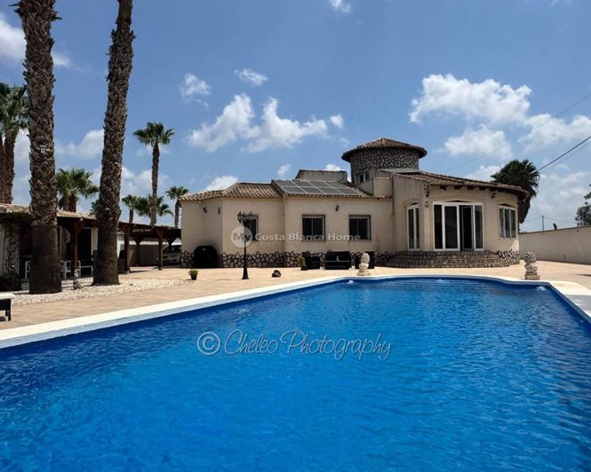 Image No.18-3 Bed Villa for sale
