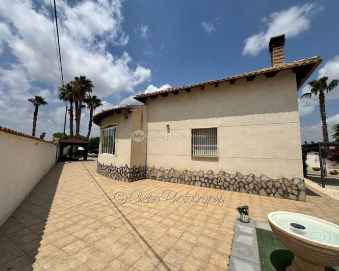 Image No.25-3 Bed Villa for sale