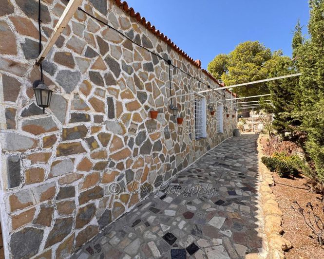 Image No.16-5 Bed Country House for sale