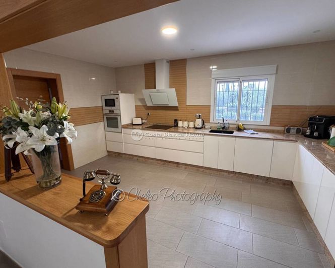 Image No.23-8 Bed Villa for sale