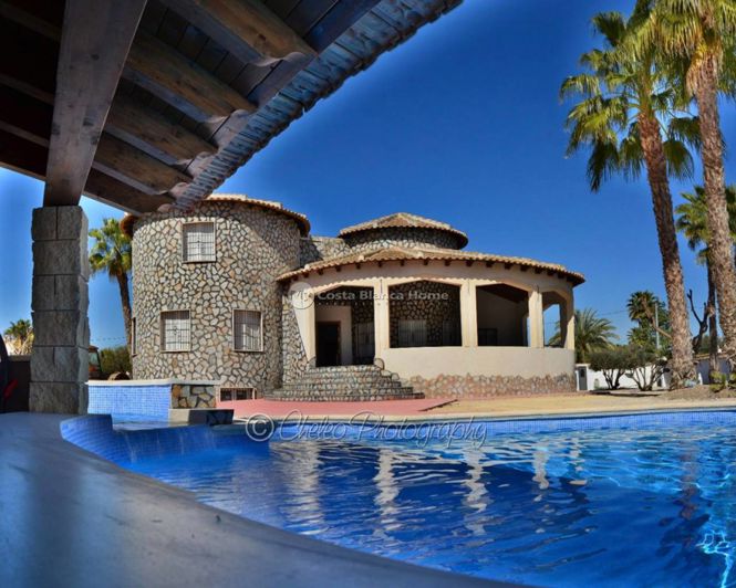 Image No.33-8 Bed Villa for sale