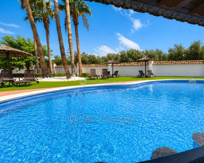 Image No.34-8 Bed Villa for sale