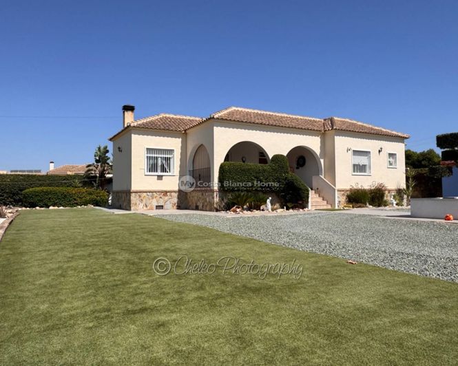 Image No.21-4 Bed Villa for sale