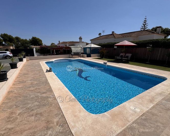 Image No.38-4 Bed Villa for sale