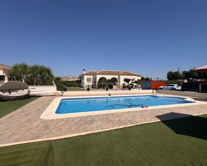 Image No.39-4 Bed Villa for sale