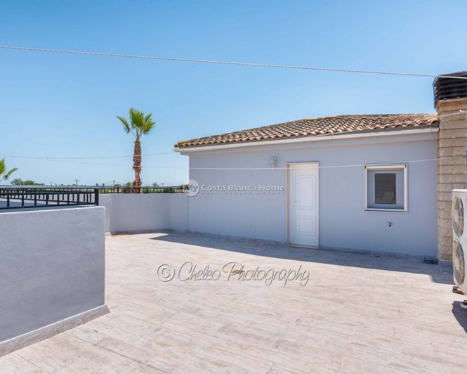 Image No.17-4 Bed Villa for sale
