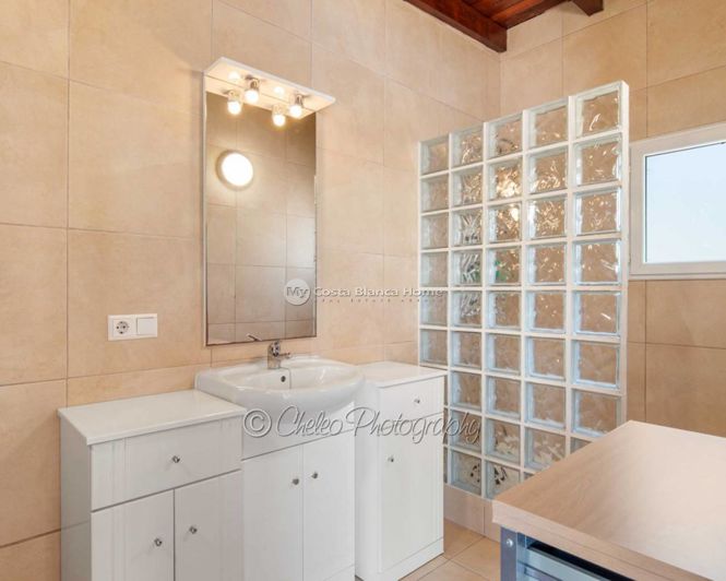 Image No.33-4 Bed Villa for sale