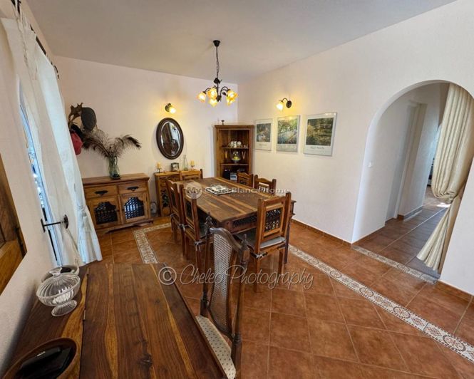 Image No.16-5 Bed Villa for sale
