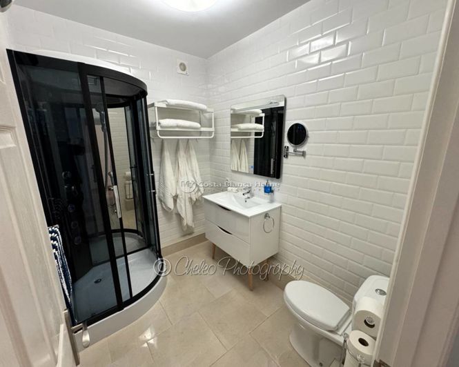 Image No.19-5 Bed Country House for sale