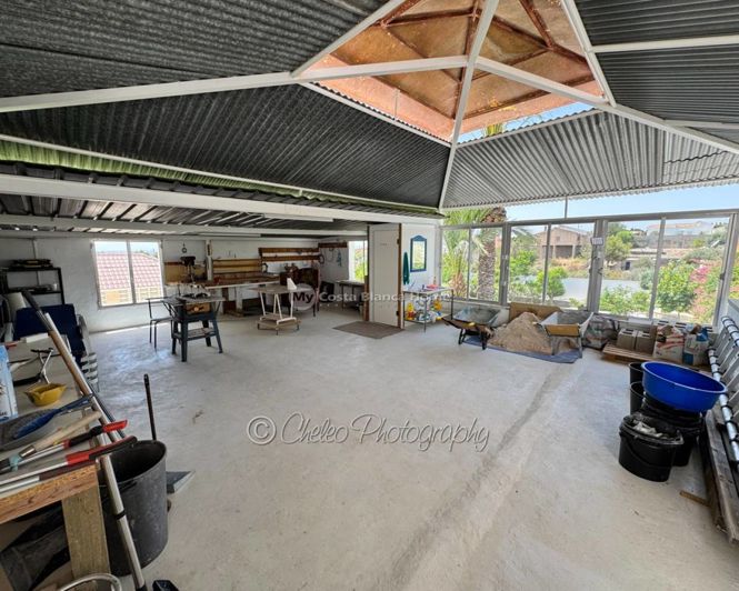 Image No.28-5 Bed Country House for sale