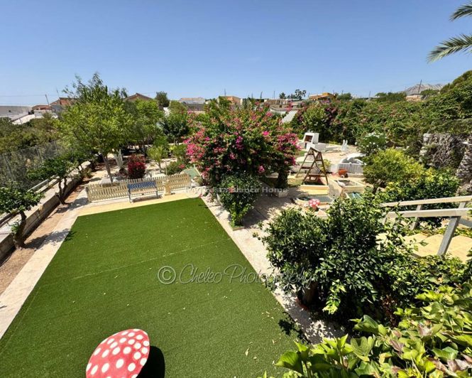 Image No.32-5 Bed Country House for sale