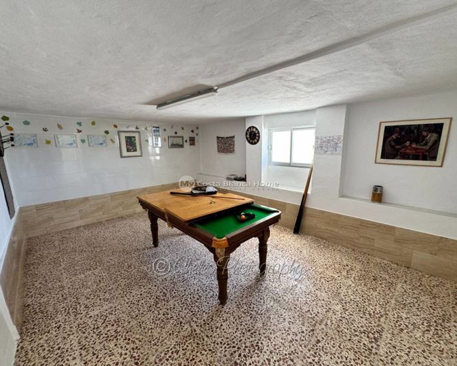 Image No.34-5 Bed Country House for sale