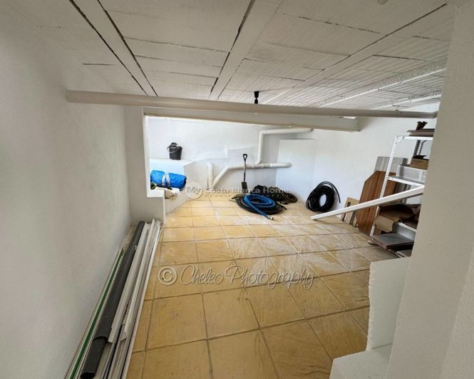 Image No.35-5 Bed Country House for sale