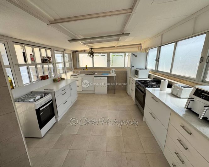 Image No.39-5 Bed Country House for sale