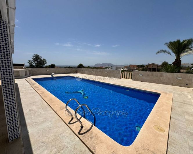 Image No.43-5 Bed Country House for sale