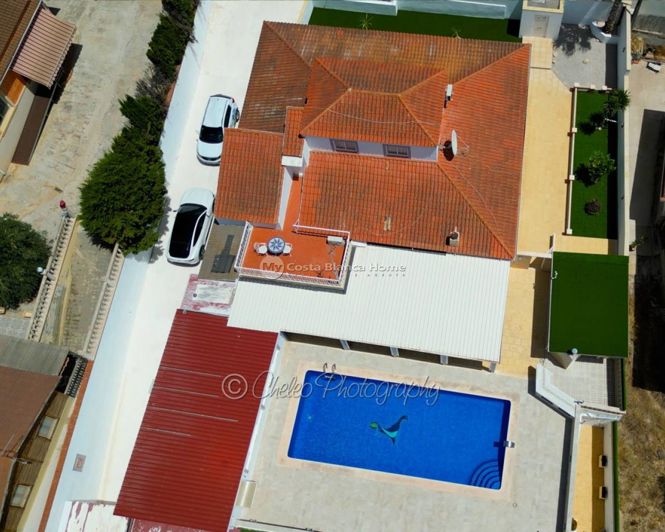 Image No.46-5 Bed Country House for sale