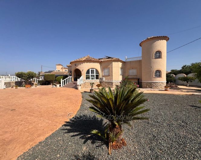 Image No.22-3 Bed Villa for sale
