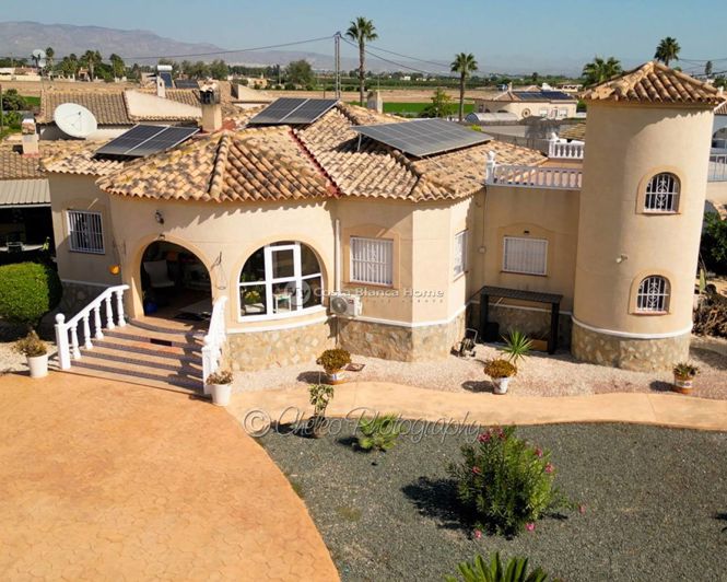 Image No.27-3 Bed Villa for sale