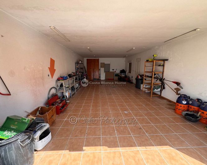 Image No.20-4 Bed Country House for sale