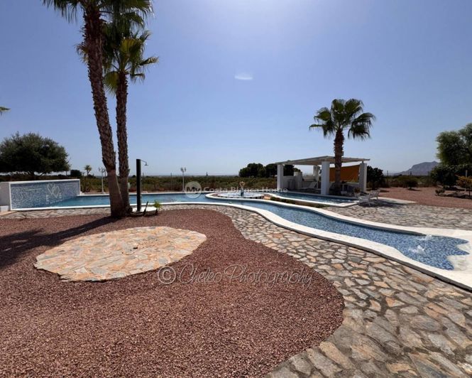 Image No.24-4 Bed Country House for sale