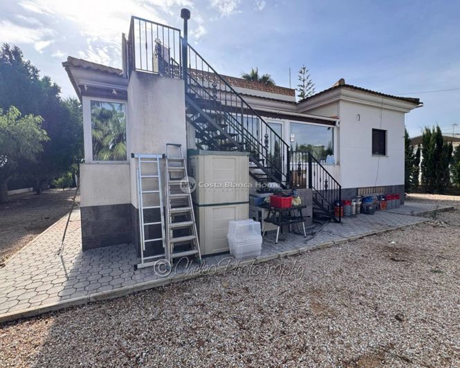 Image No.18-3 Bed Villa for sale