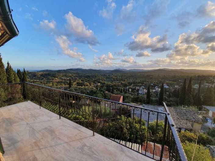 Image No.29-2 Bed Maisonette for sale