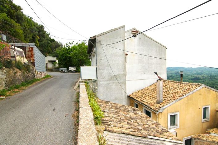 Image No.30-2 Bed Maisonette for sale