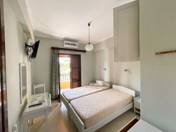 Photo 9 - Hotel 400 m² in Ionian islands