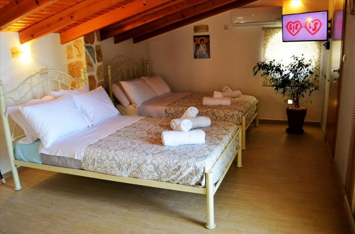 Image No.25-4 Bed Property for sale