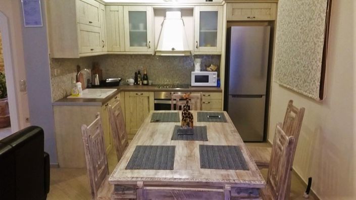 Image No.6-4 Bed Property for sale